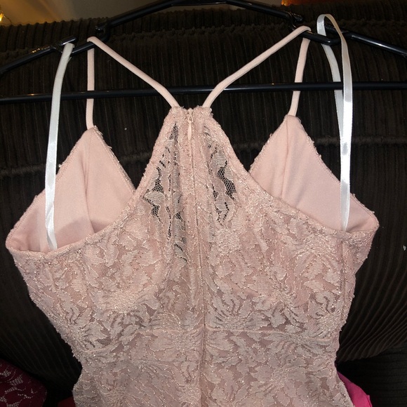 Light pink lacy mini dress - Picture 2 of 3